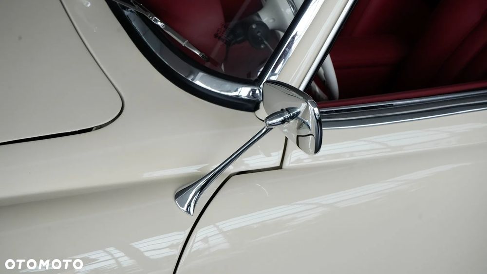 Mercedes-Benz SL - 12