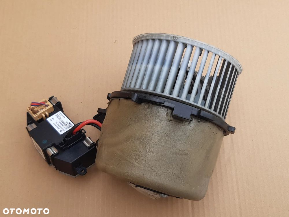 AUDI A4 B8 A5 8T WENTYLATOR DMUCHAWA NAWIEWU 8K1820021 - 3