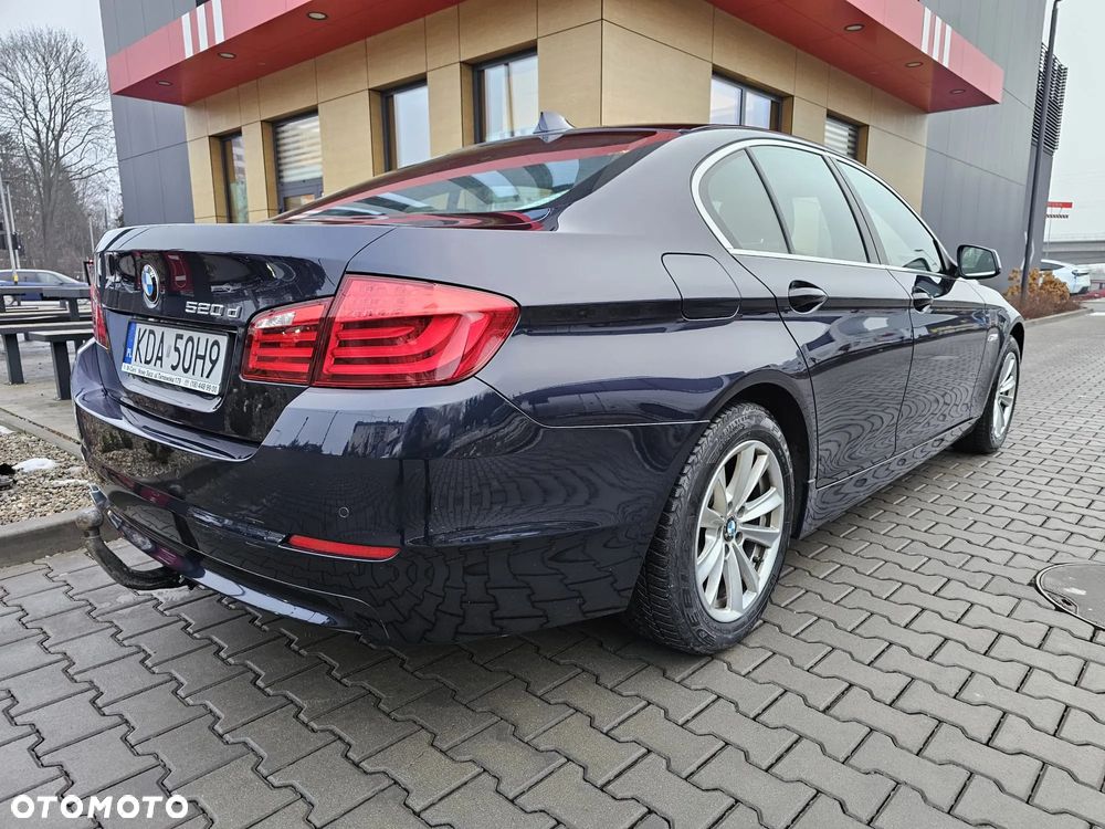 BMW Seria 5 520d - 7
