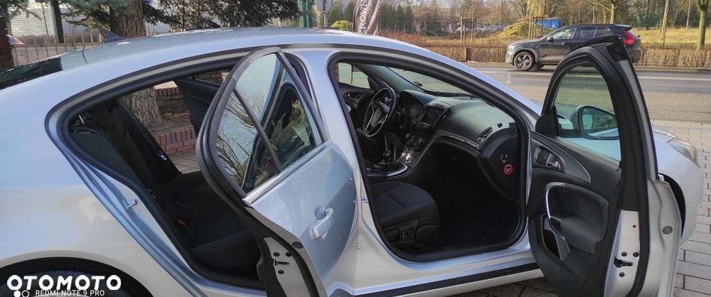 Opel Insignia - 30
