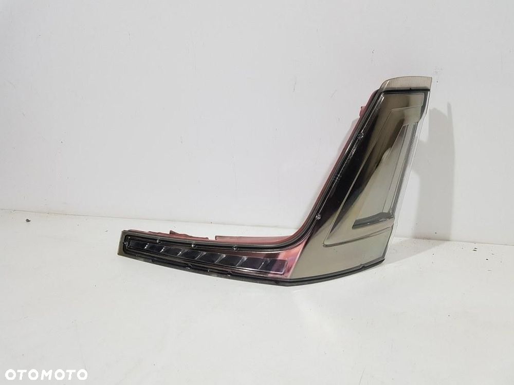 RENAULT RANGE GAMA T KIERUNKOWSKAZ LED KIERUNEK LEWY EUROPA ORYGINAŁ