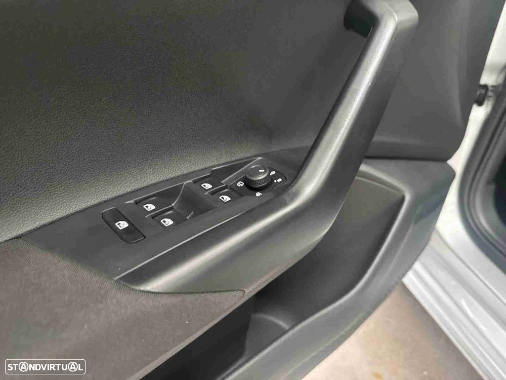 VW Polo 1.0 TSI Urban - 14