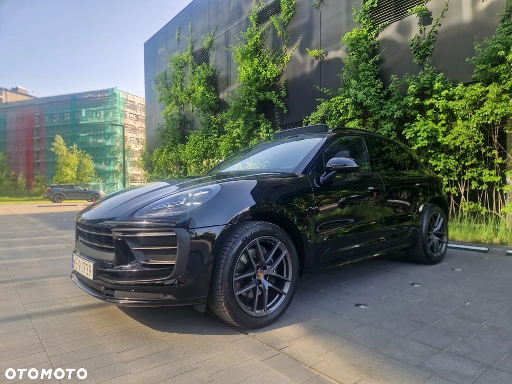 Porsche Macan T - 1