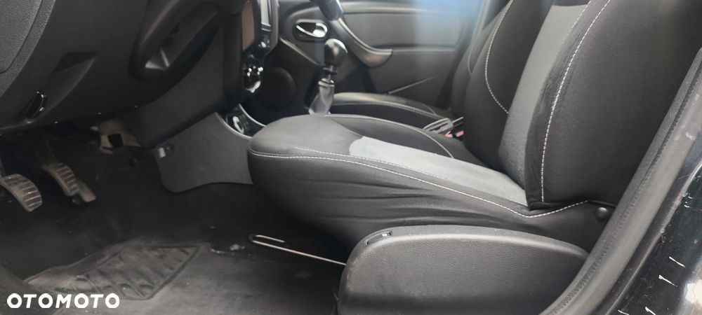 Dacia Duster 1.5 dCi Laureate 4x4 - 26