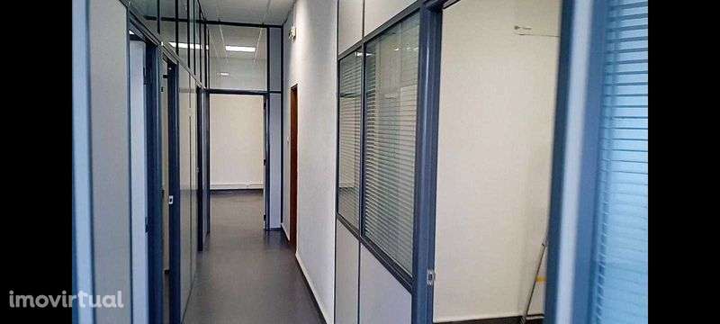 Arrendamento para Escritórios - Grande imagem: 2/12
