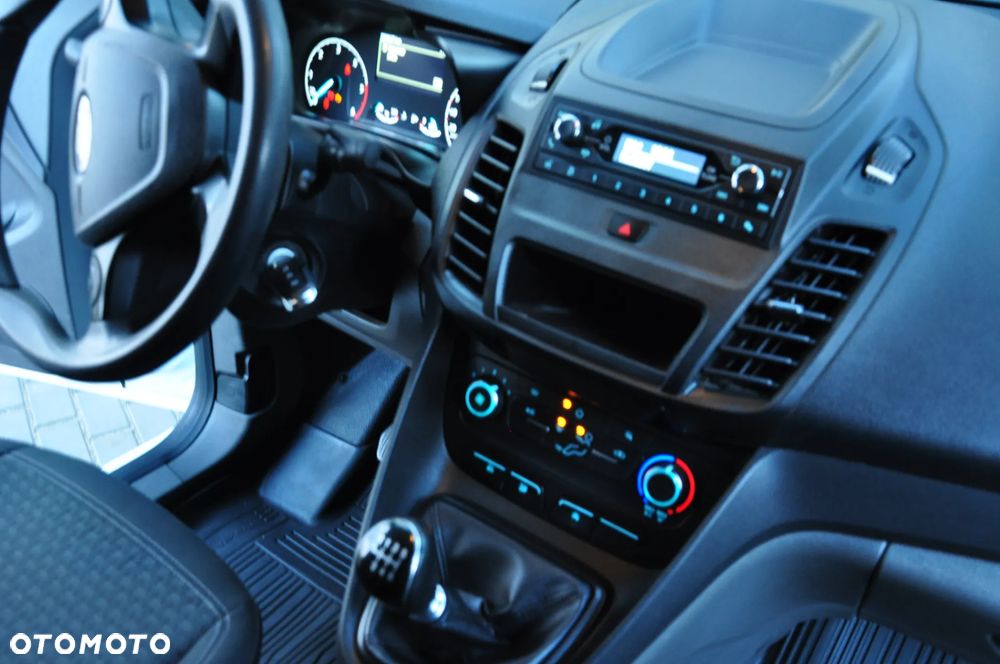 Ford CONNECT - 13