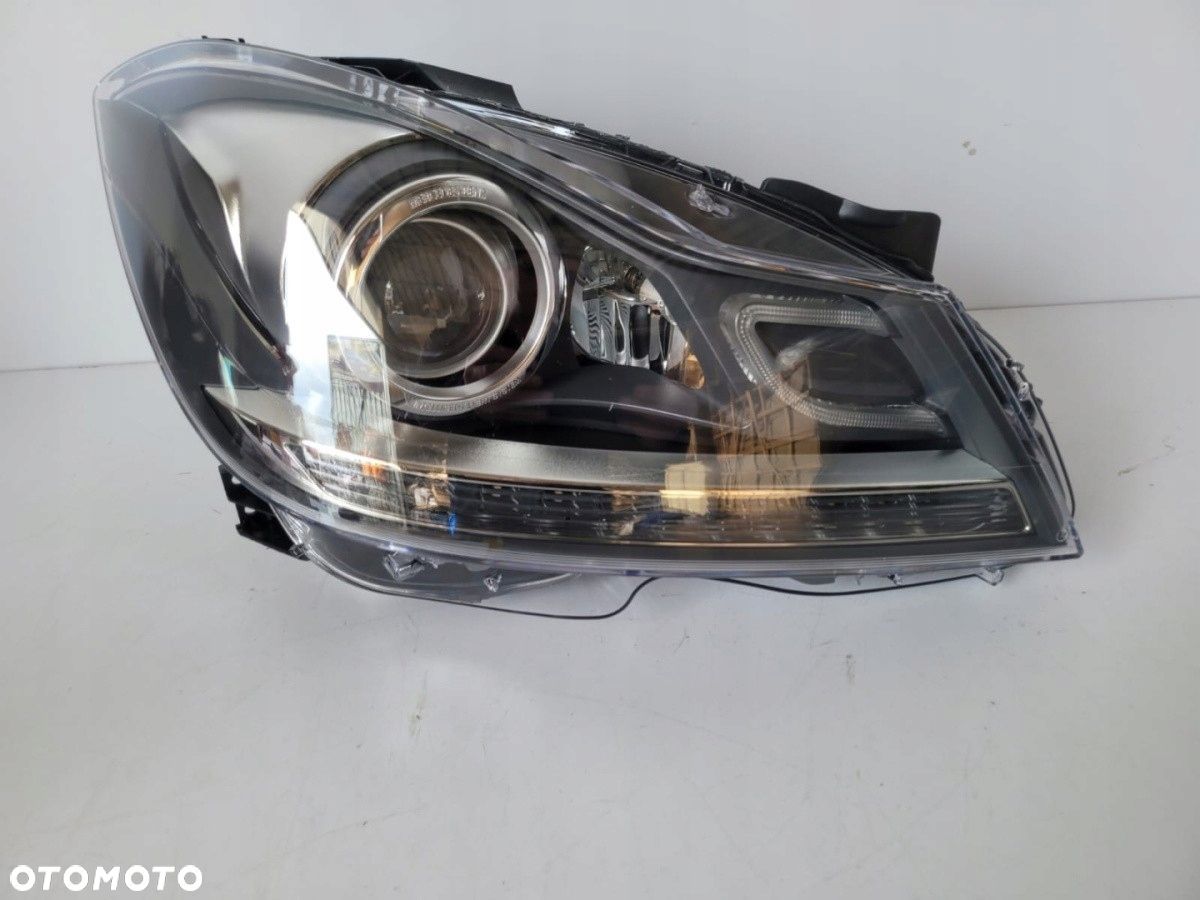 Mercedes C W204 Lampa przednia ILS - Prawa 12620 - 1