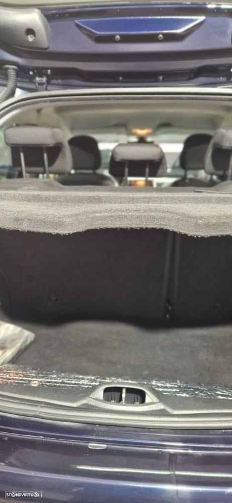 Peugeot 208 1.2 VTi SE Style - 7