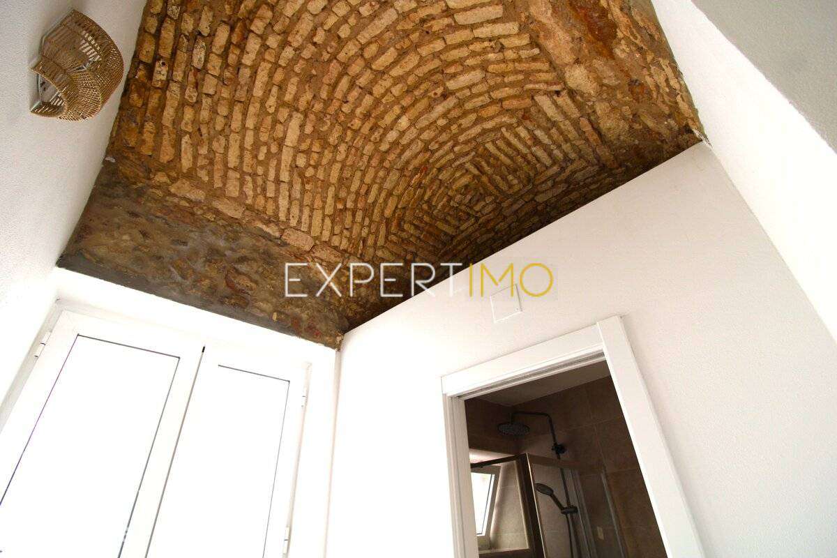 Moradia Típica na Baixa de Olhão com Potencial de Ampliação - Grande imagem: 5/17