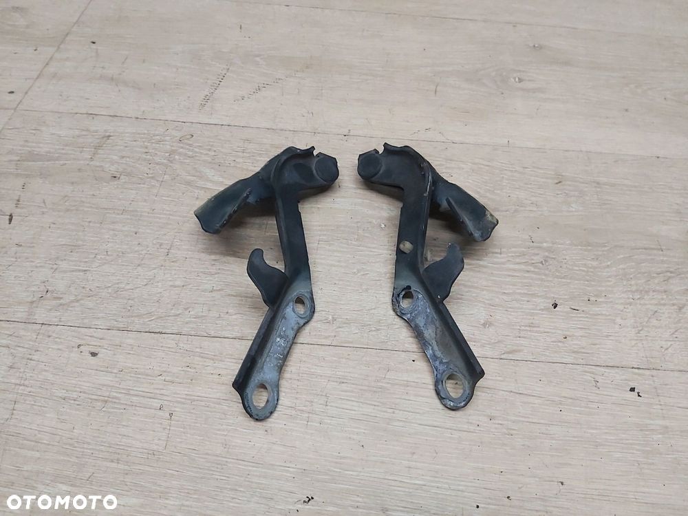 Toyota AVENSIS T22 1,6 1,8 zawiasy maski przód lewy prawy komplet - 2