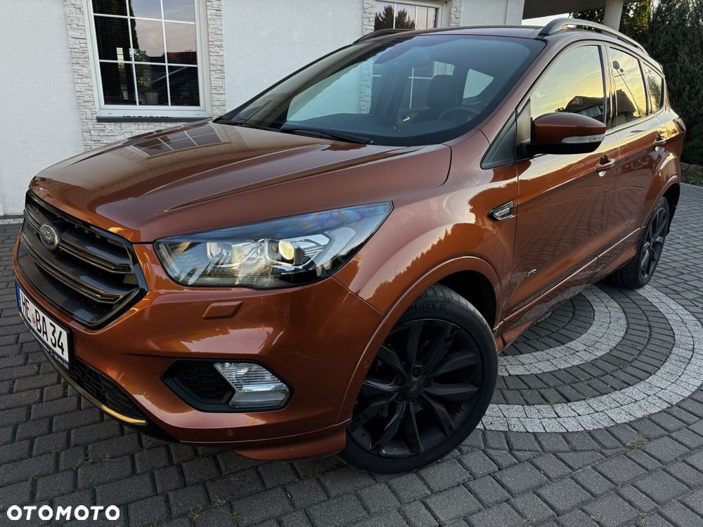 Ford Kuga 1.5 EcoBoost 4x4 ST-Line - 1