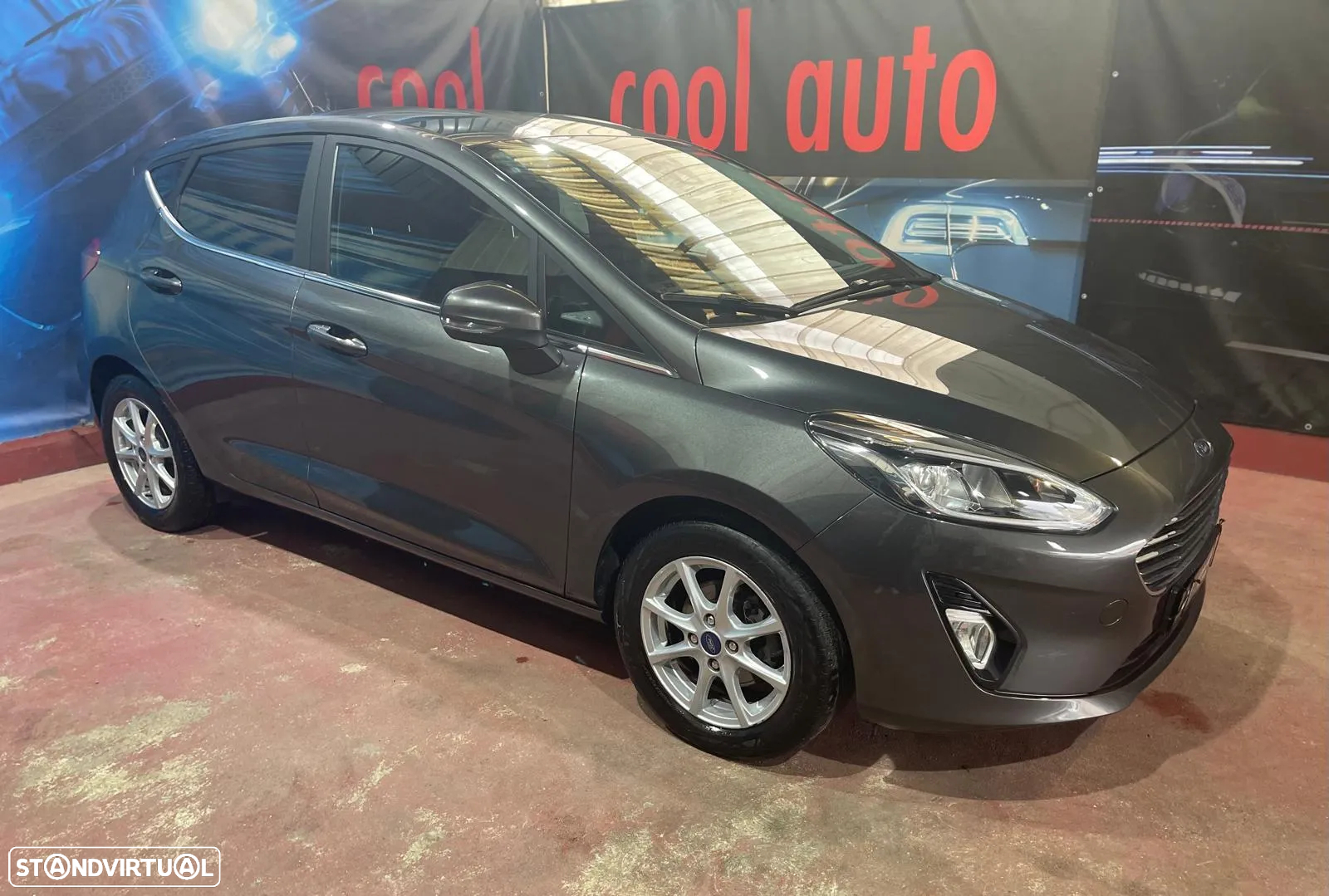 Ford Fiesta 1.0 EcoBoost S&S TITANIUM - 8