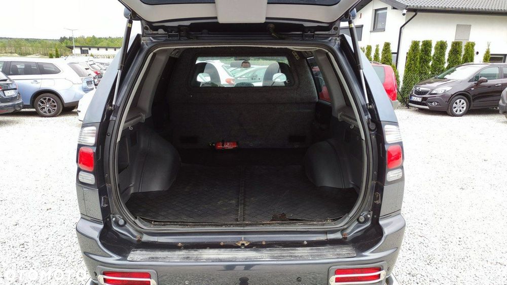 Mitsubishi Pajero - 8