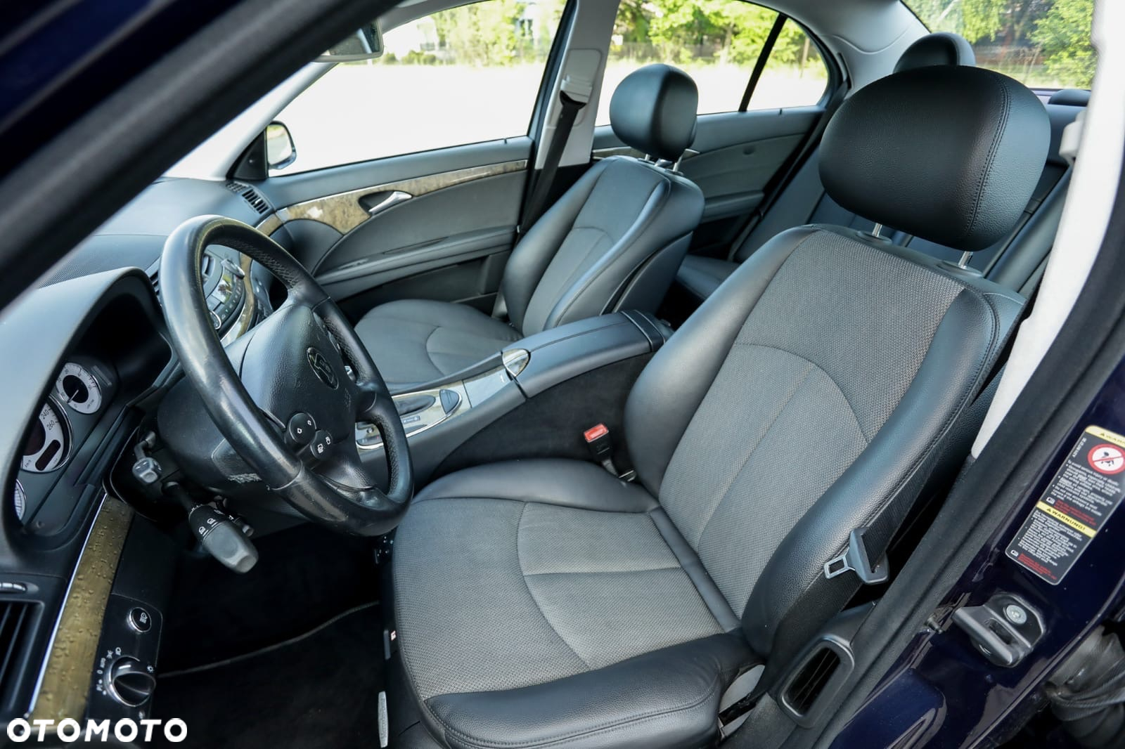 Mercedes-Benz Klasa E 320 CDI 4-Matic Avantgarde - 20