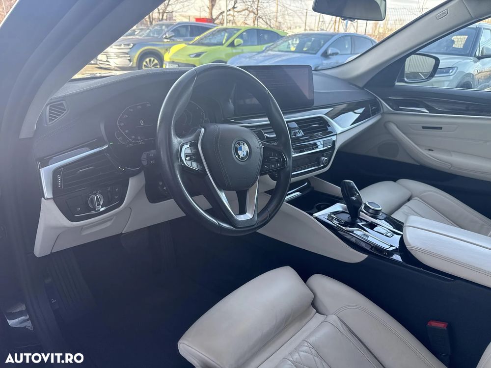 BMW Seria 5 530e xDrive Aut. - 9