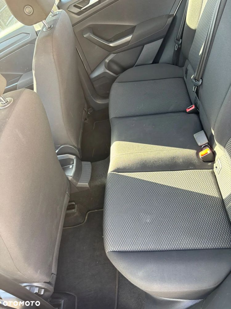 Volkswagen T-Roc - 10