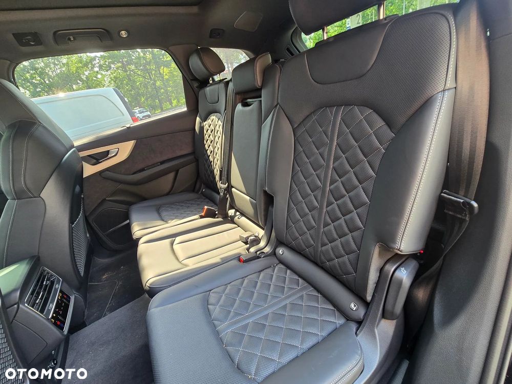 Audi SQ7 - 10