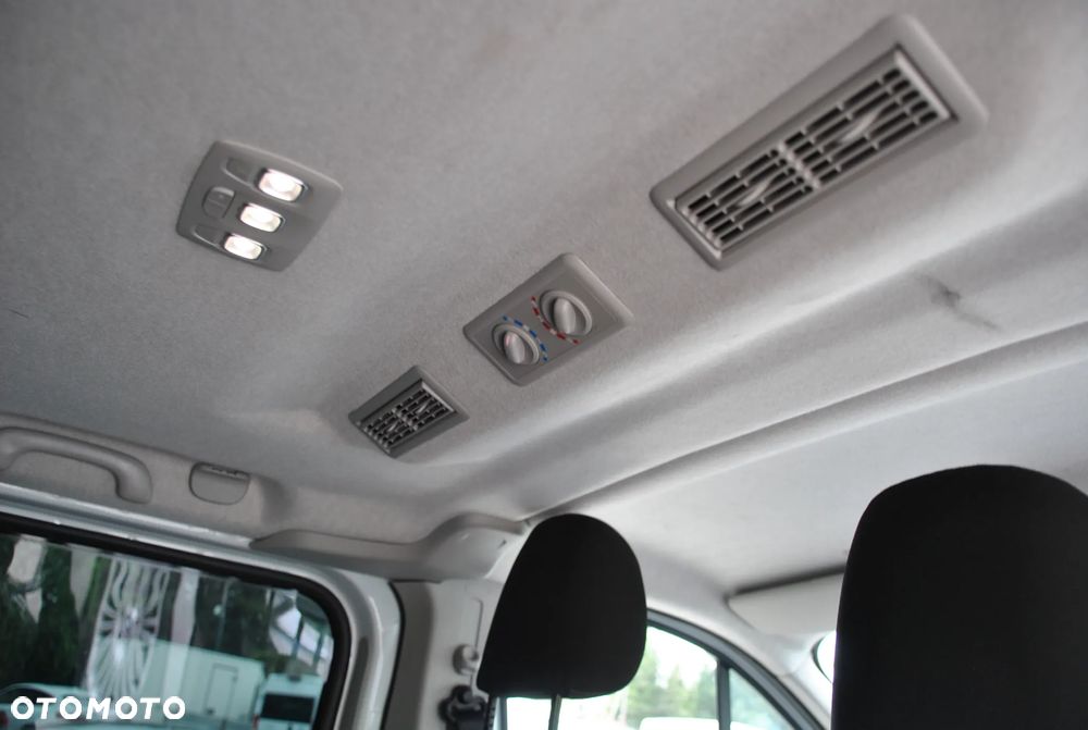Renault Trafic 2.0 L2H1 HD Extra (bryg.) - 11