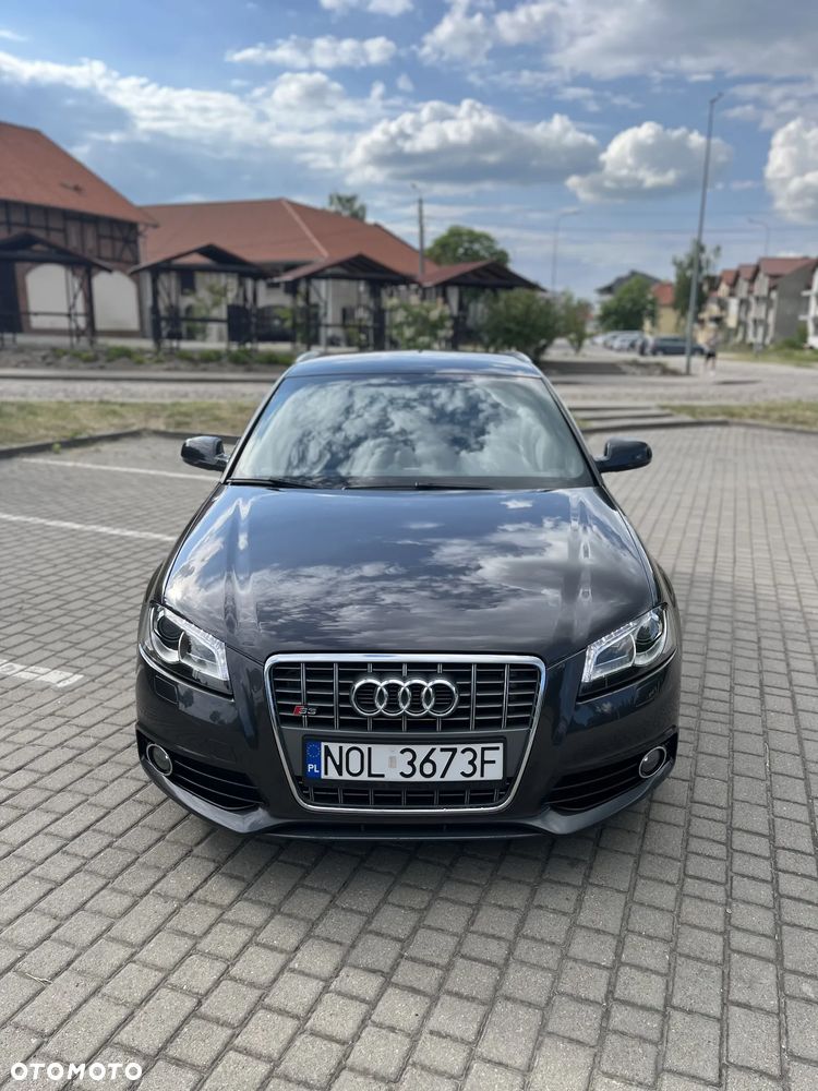 Audi A3 Sportback 2.0 TDI DPF quattro S line Sportpaket plus - 2