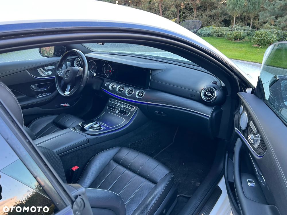 Mercedes-Benz Klasa E 400 Coupe 4-Matic 9G-TRONIC - 13