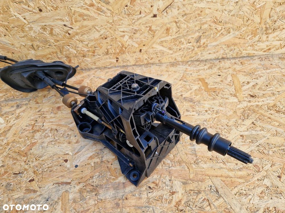 WYBIERAK BIEGÓW COMBO BERLINGO IV RIFTER - 2