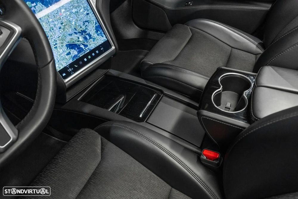 Tesla Model S 75 - 17