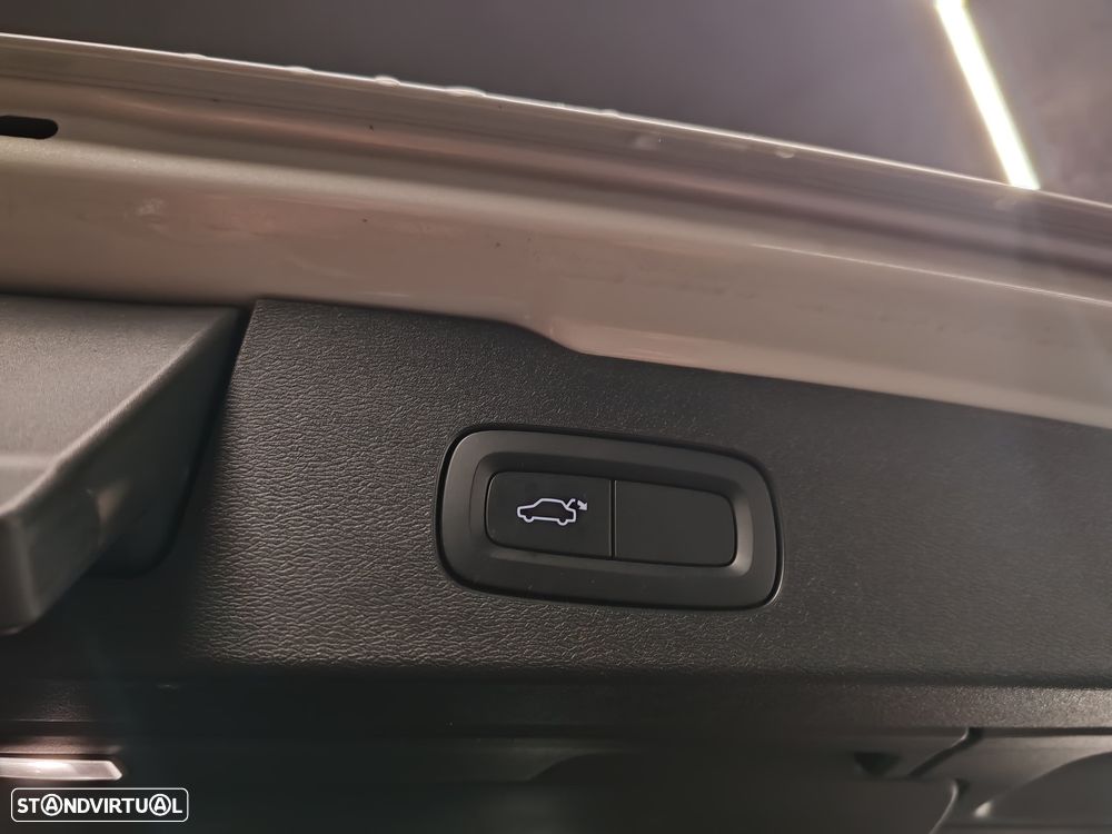 Volvo V60 2.0 T8 AWD TE Inscription - 20