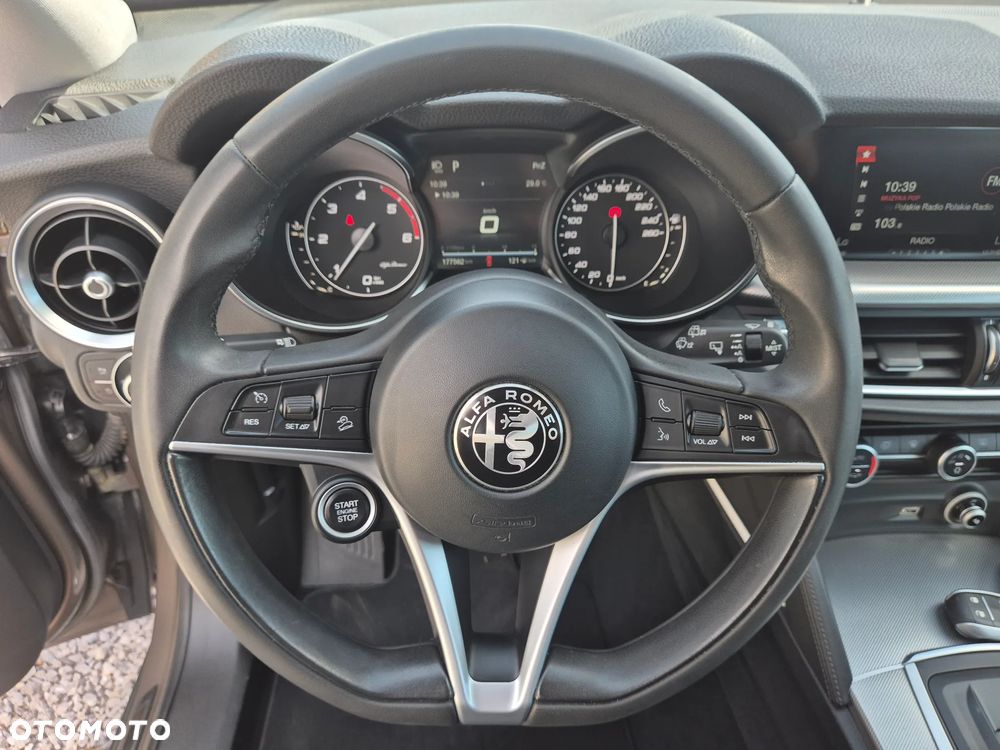 Alfa Romeo Stelvio 2.2 16V AT8 Executive - 35