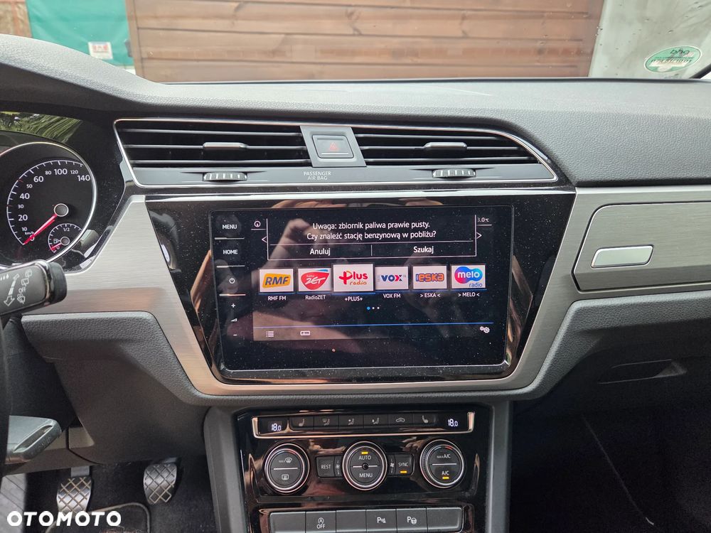 Volkswagen Touran 2.0 TDI SCR UNITED - 18
