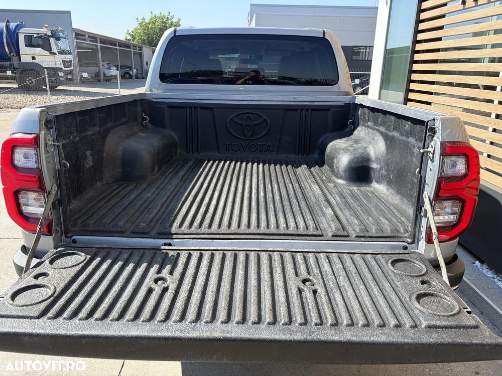 Toyota Hilux 2.4D 150CP 4x4 Double Cab AT Executive - 10