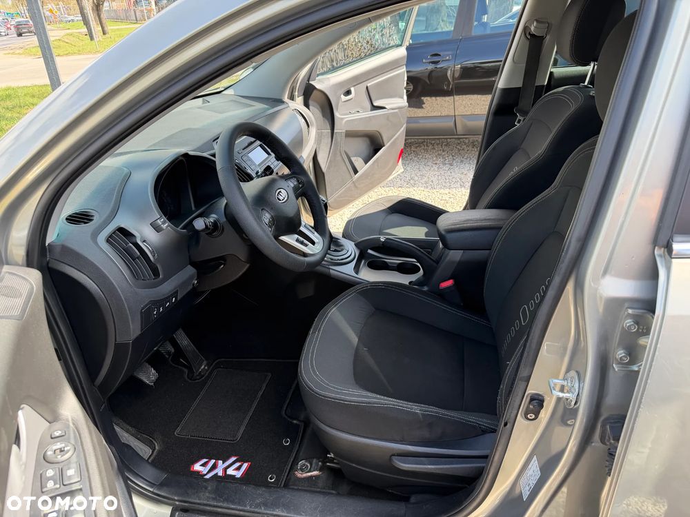 Kia Sportage - 37