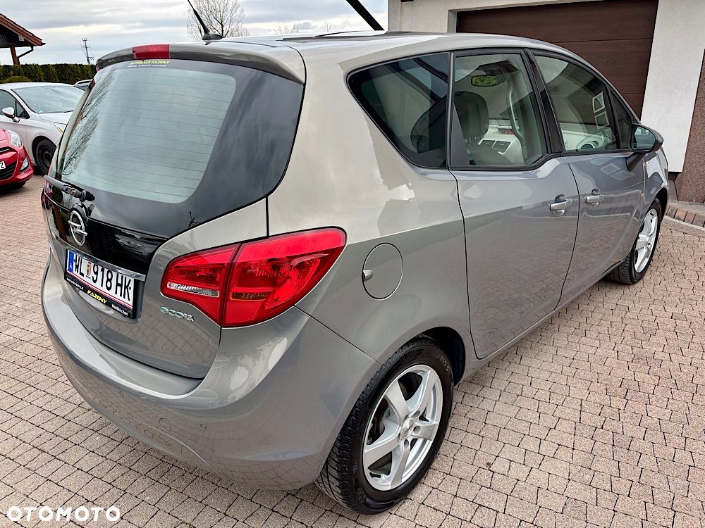 Opel Meriva 1.4 T Cosmo - 26