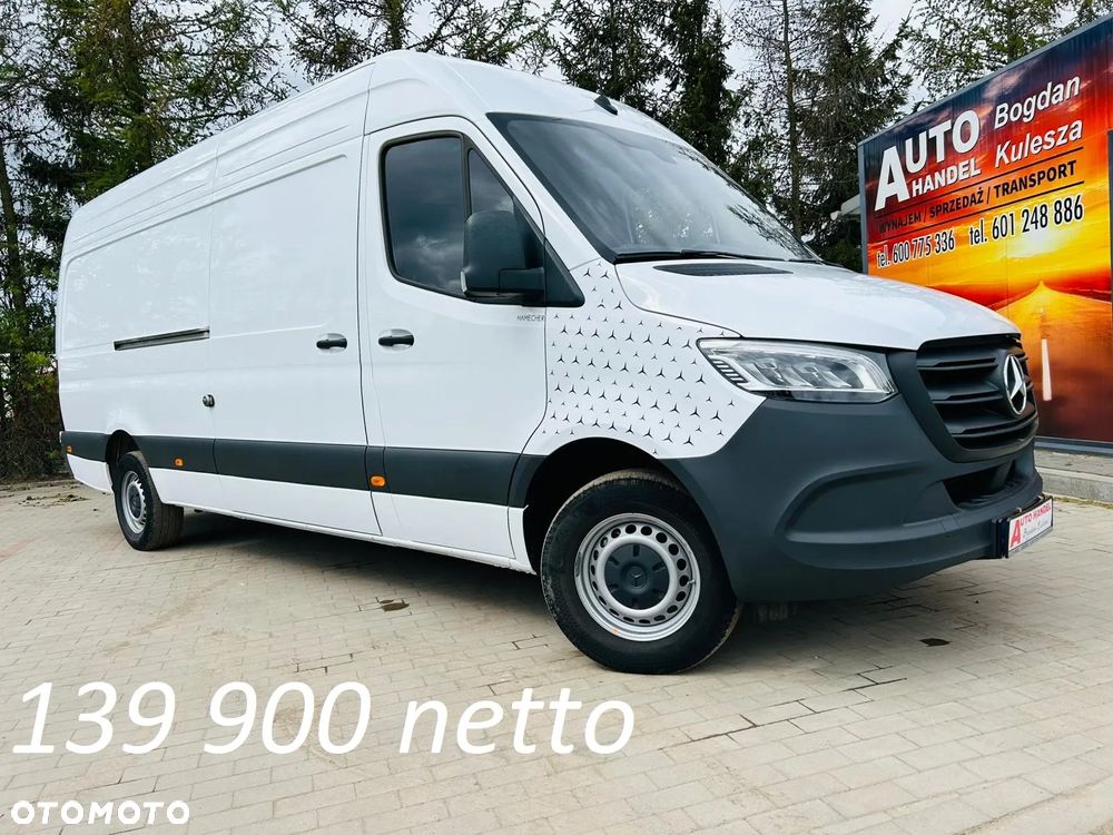 Mercedes-Benz Sprinter - 2