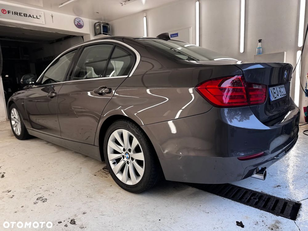 BMW Seria 3 - 10