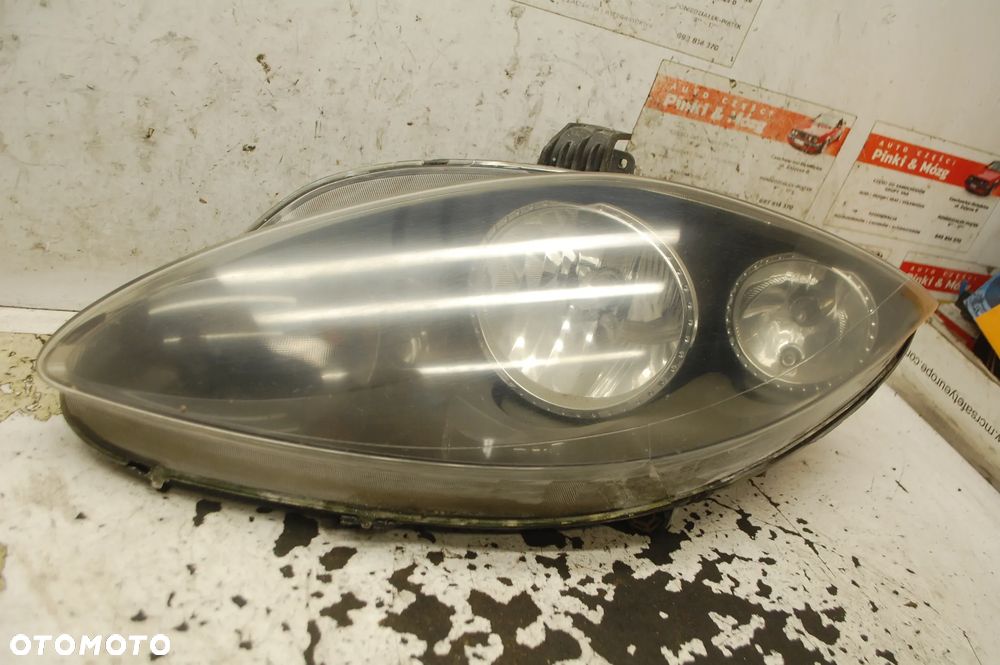 LAMPA PRAWY PRZÓD PRZEDNIA PRAWA 5P1941006D SEAT ALTEA TOLEDO III - 2