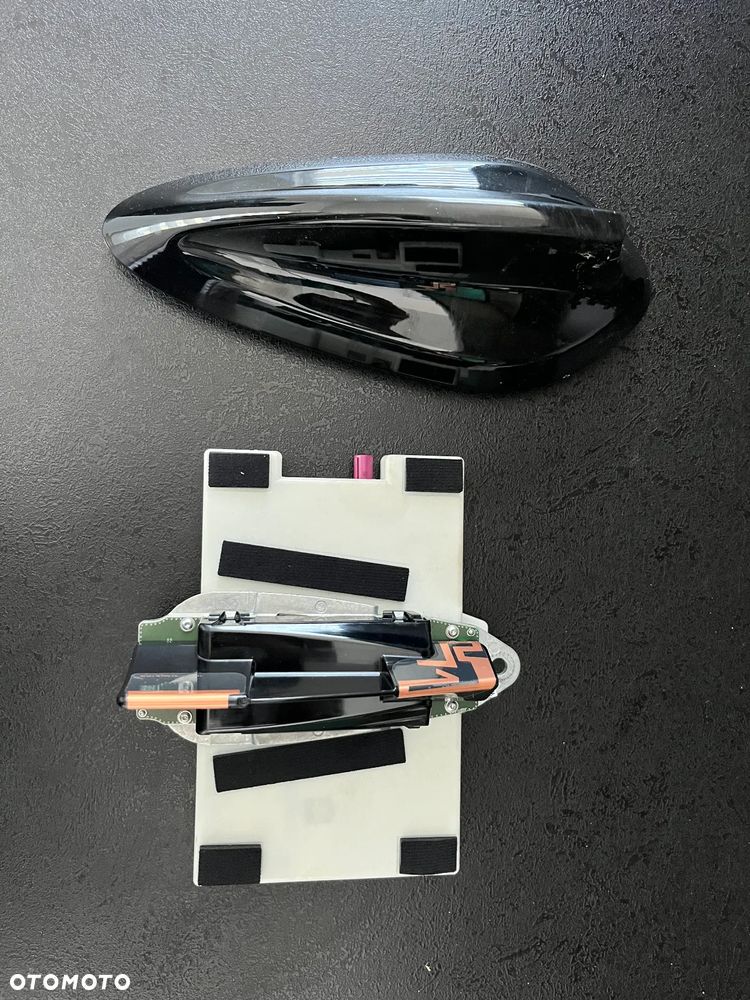 BMW X3 G01 2024R  ANTENA PŁETWA MODUŁ TELEMATIC 5A872D1, 6826326 - 1