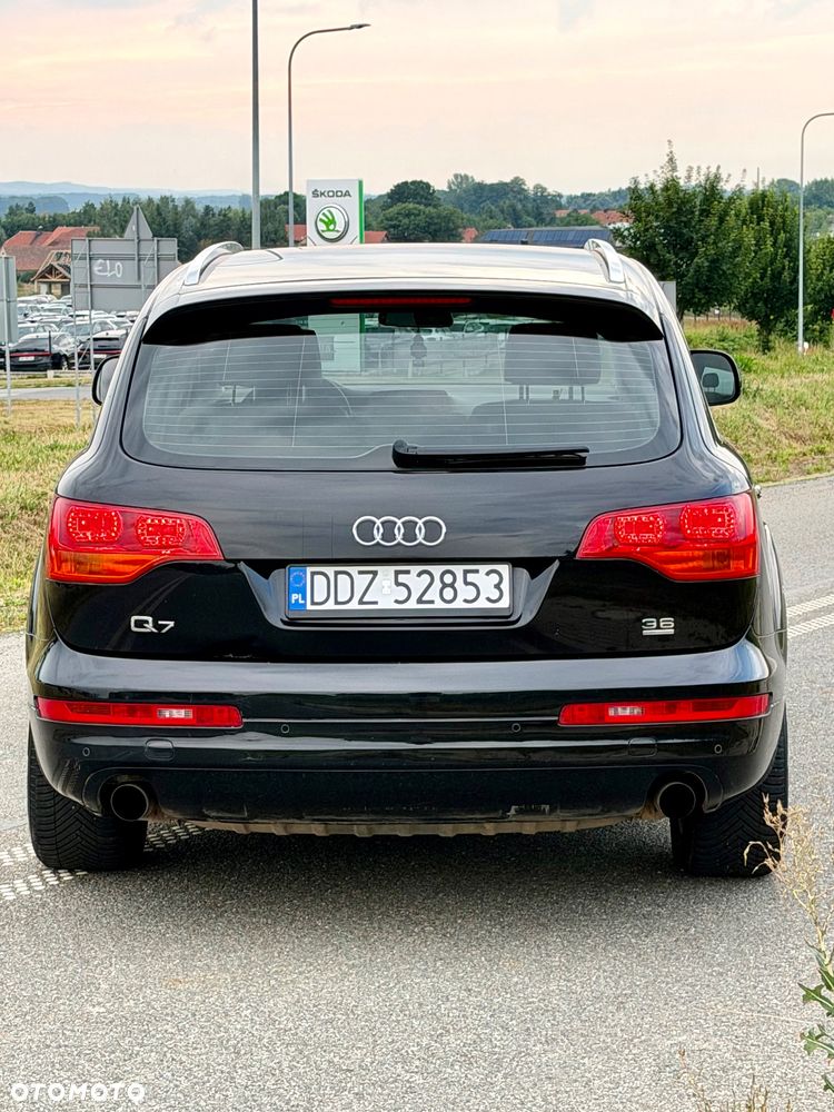 Audi Q7 - 8