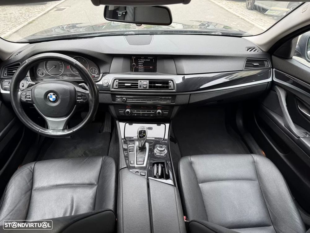 BMW 520 d Exclusive Auto 129g - 12