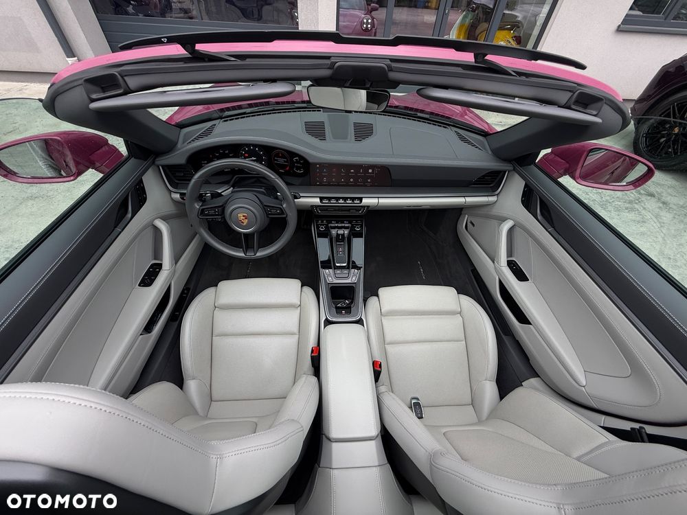 Porsche 911 Targa 4S - 40