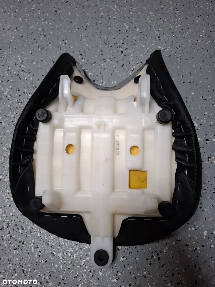 Suzuki GSXS 1000 siedzenie fotel kanapa - 2