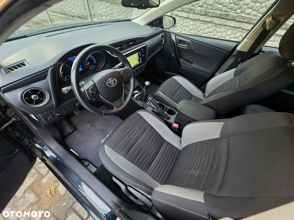 Toyota Auris 1.2 Turbo Comfort - 10