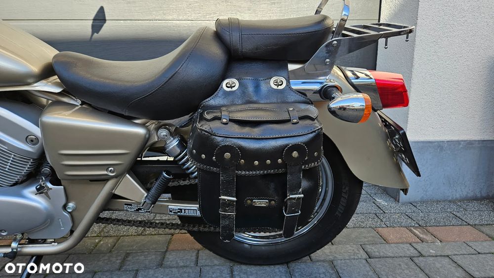 Honda Shadow - 24