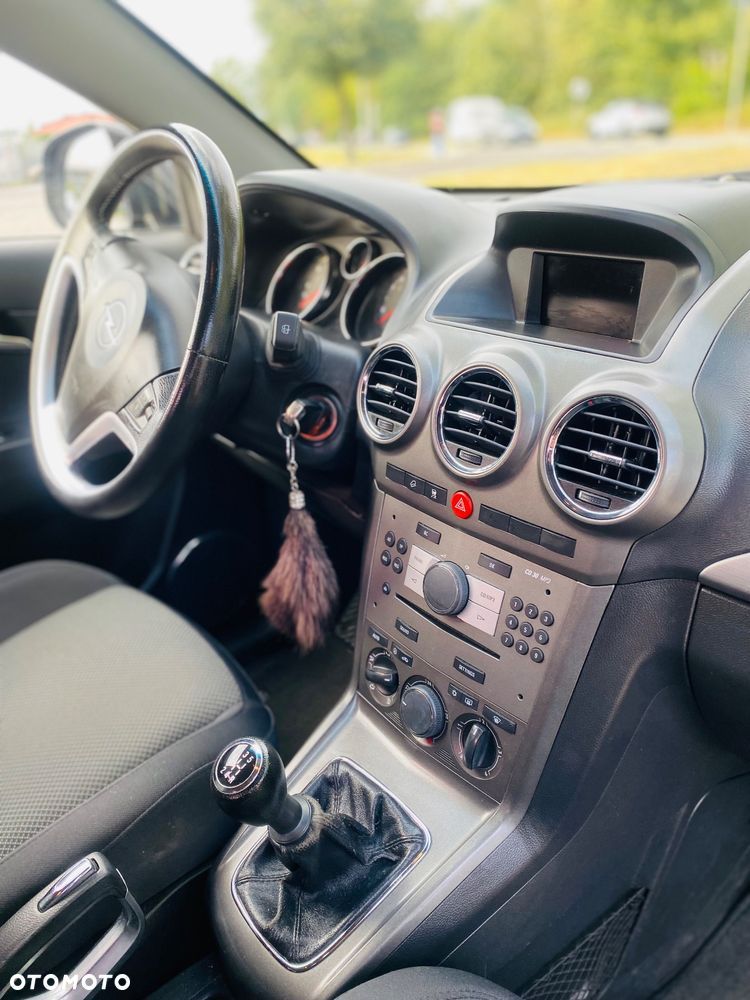 Opel Antara - 12