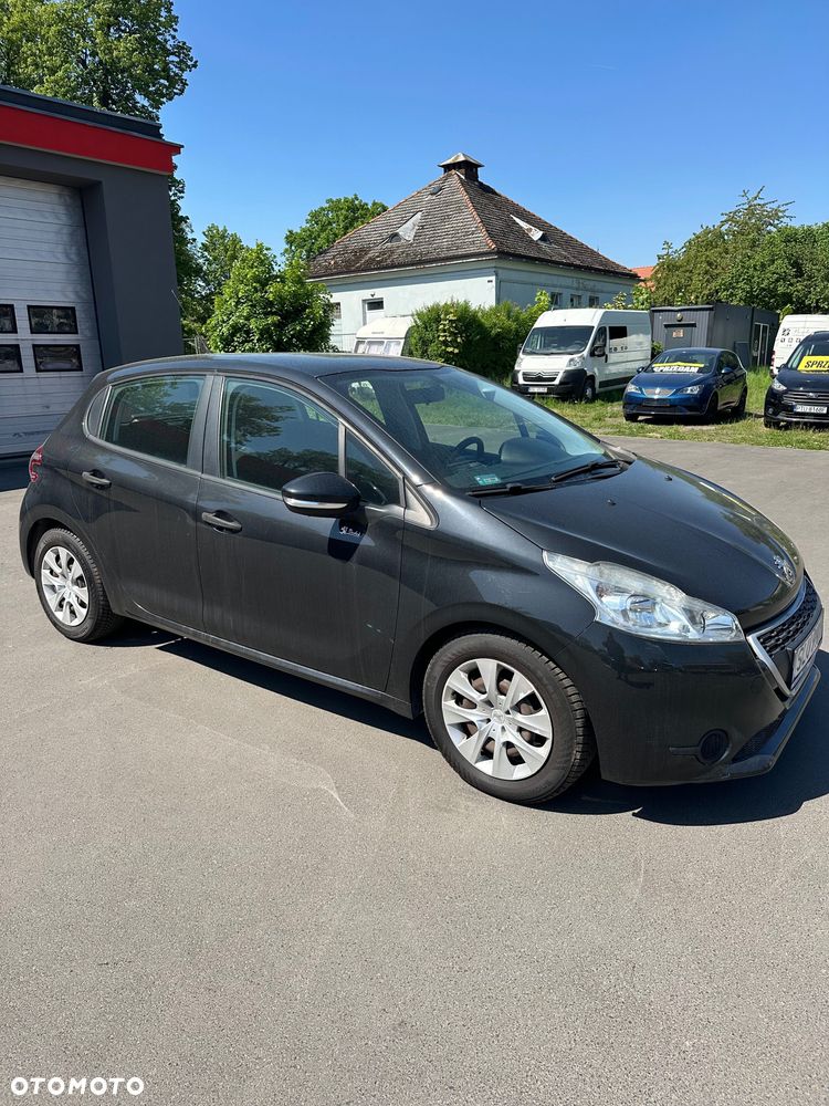 Peugeot 208 - 2