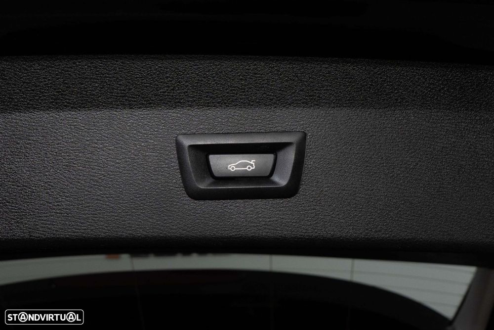 BMW X1 25 e xDrive Corporate Edition - 14