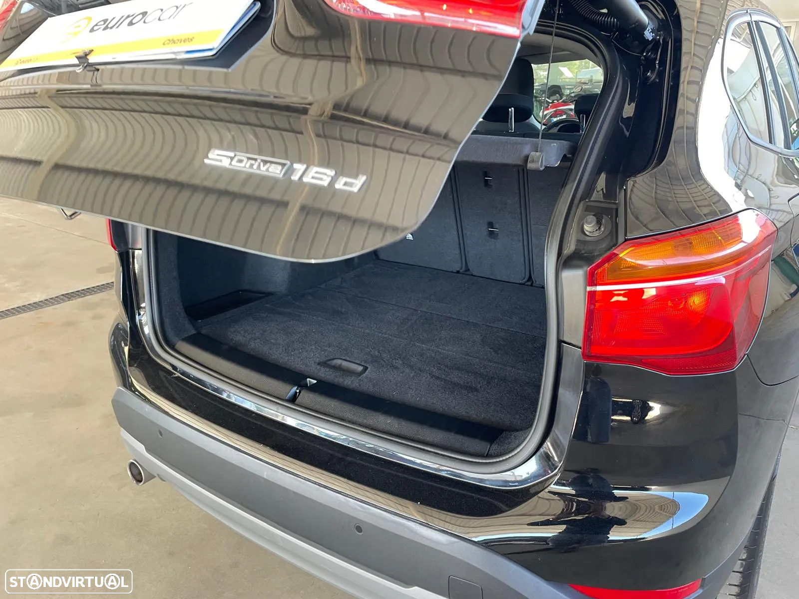 BMW X1 16 d sDrive Advantage - 37