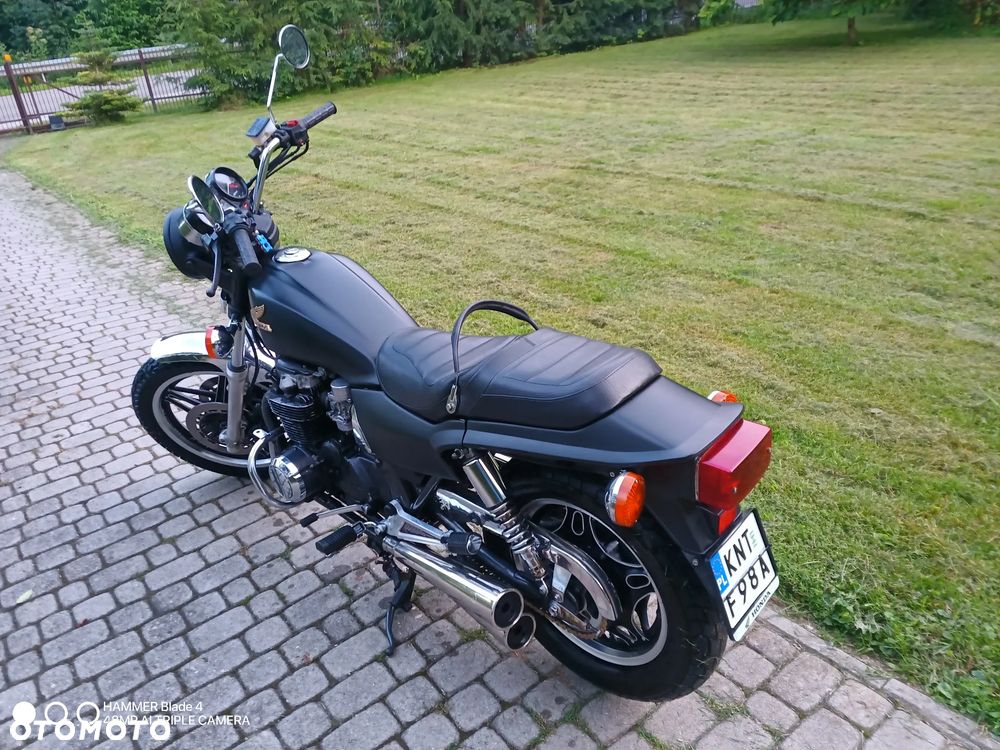 Honda CB - 4