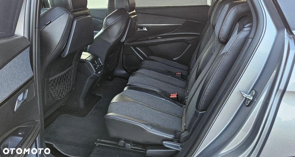 Peugeot 5008 - 7