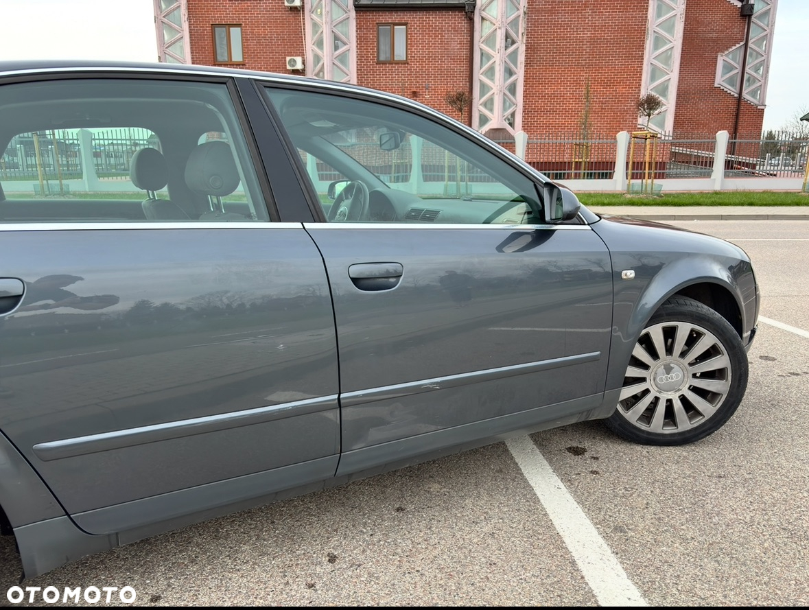 Audi A4 2.0 - 4