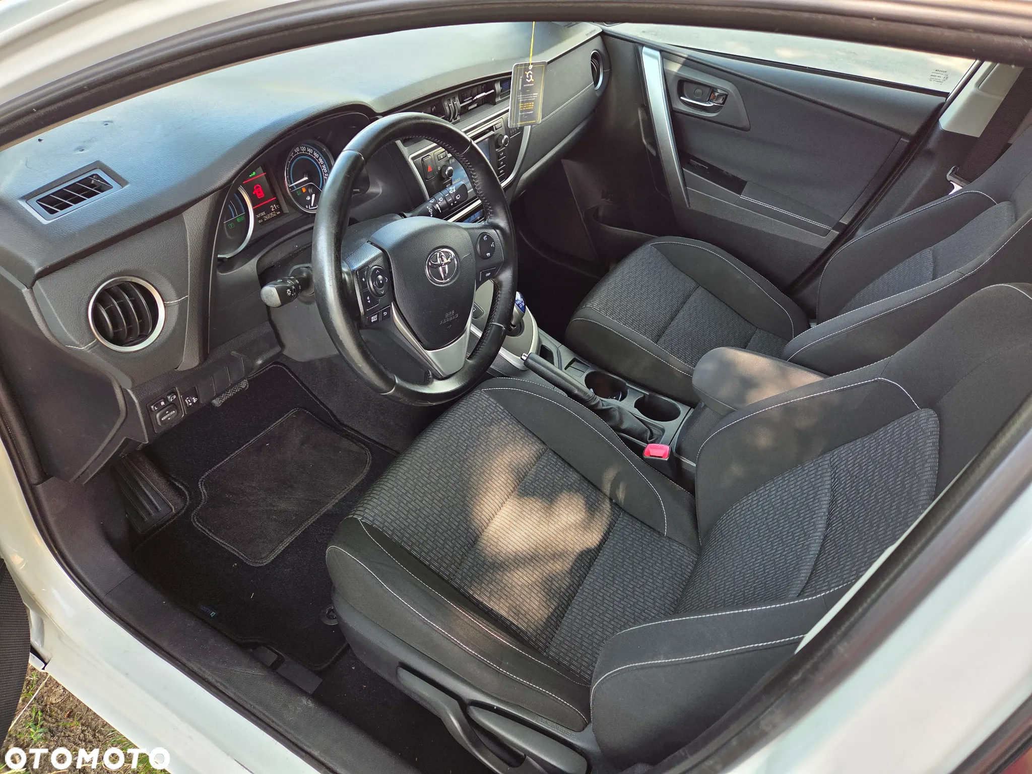 Toyota Auris 1.8 VVT-i Hybrid Automatik Comfort - 7